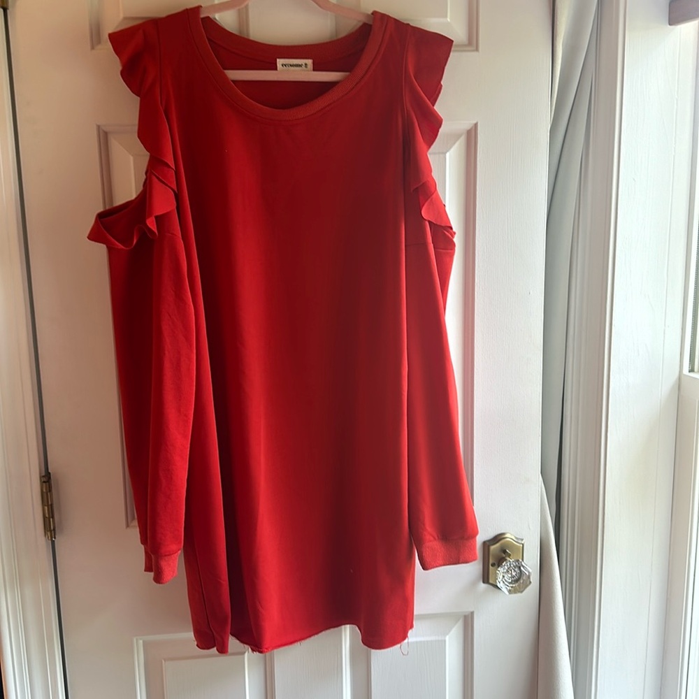 ee:some red sweatshirt dress with arm cutouts Size L